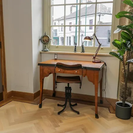 Town Hall * Guisborough