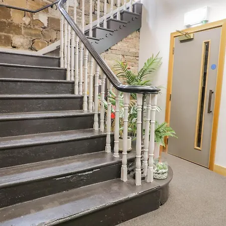 Town Hall غيوسبرو